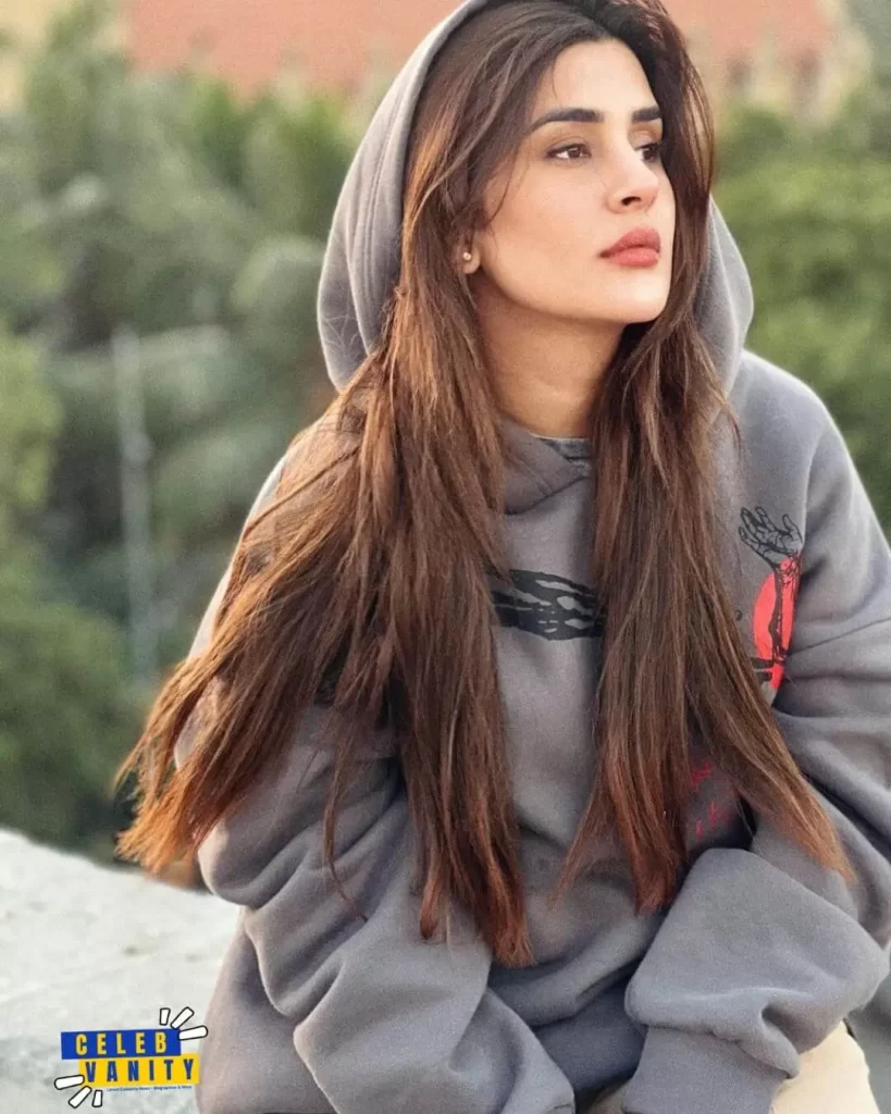 Kubra Khan - Biography, Age, Height, Figure, Net Worth, Boyfriend ...